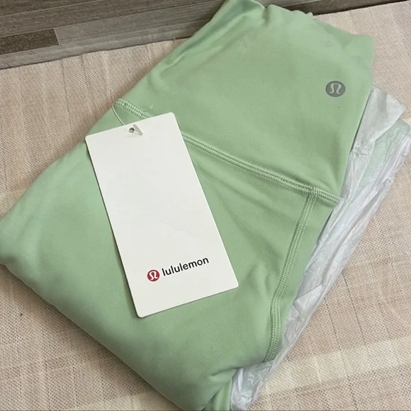 Lululemon align leggings 25” size 2 - Picture 4 of 4